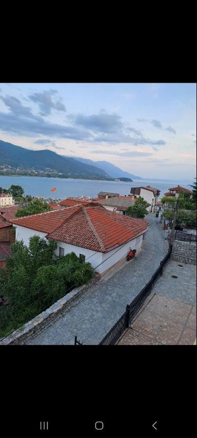 Sun & Moon Apartment Ohrid Bagian luar foto